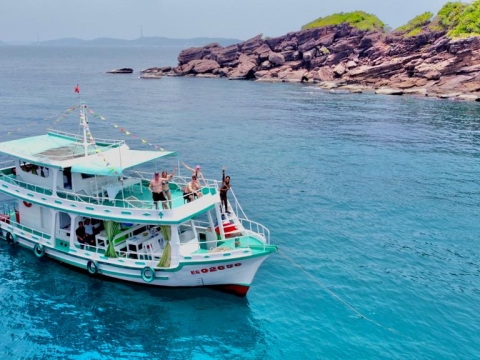 PRIVATE TRIP