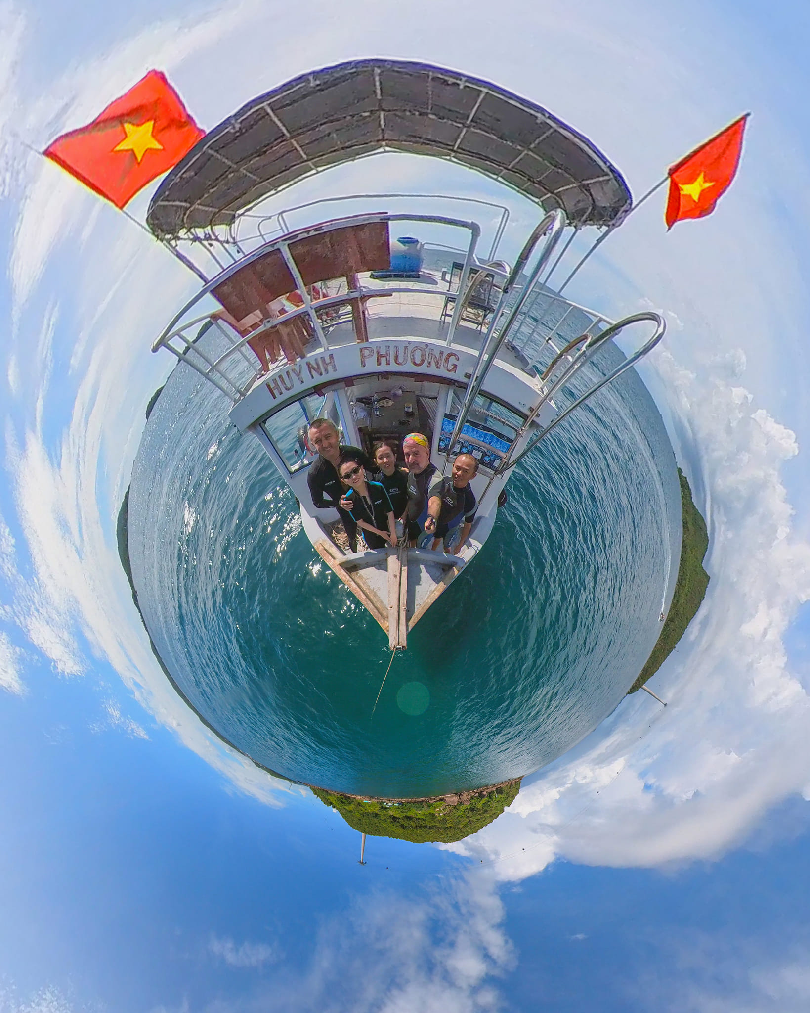 vietnam-explorers-diving-boat-dive-sites-phu-quoc