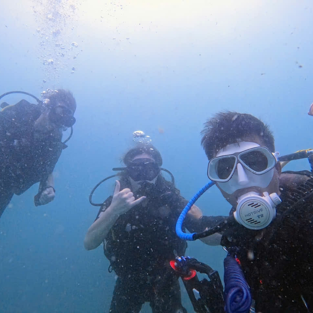 Scuba diving tourists in Phu Quoc
